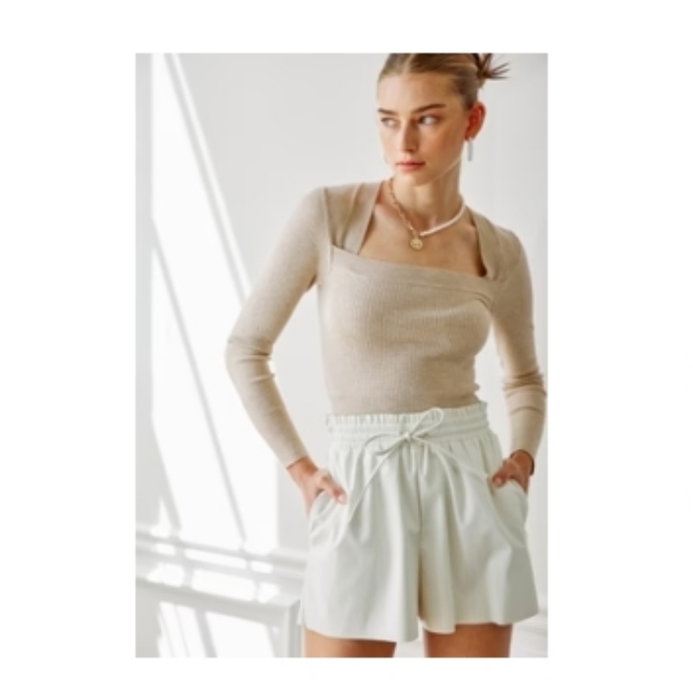 Idem Ditto Soho long sleeve square neck top size L NWOT light tan - super soft!